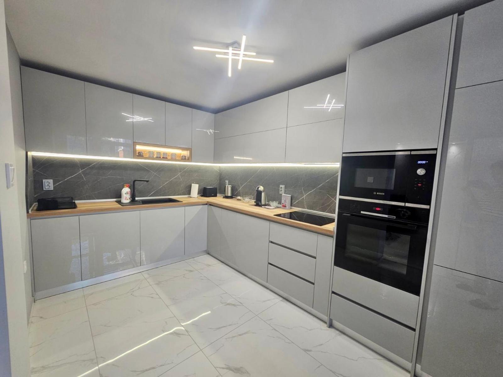 Apartment Bohemi With Free Parking Бургас Екстериор снимка
